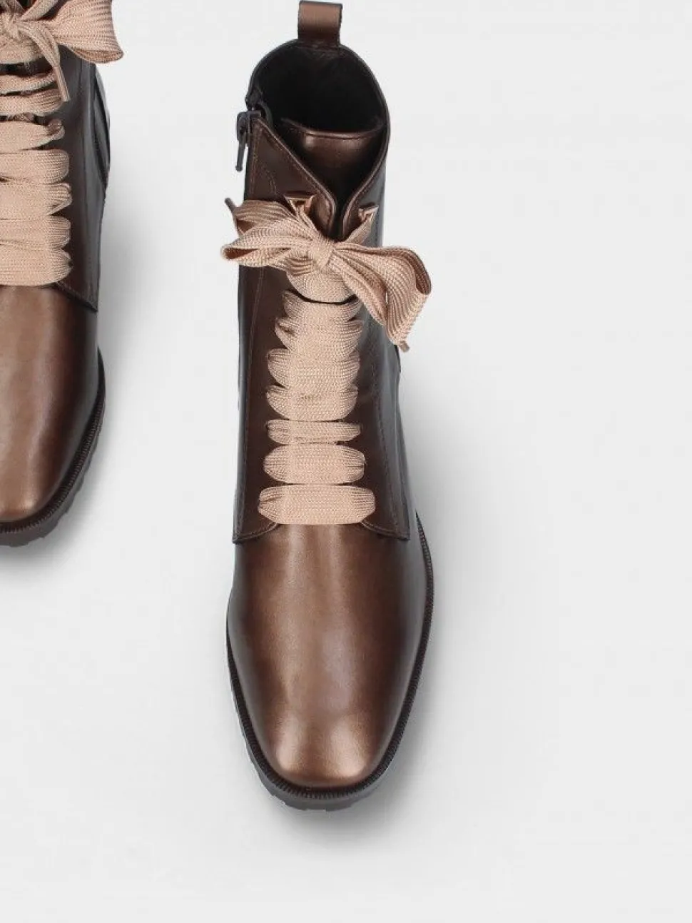 Bota Castanho Estilo Militar Feminina Telma 13