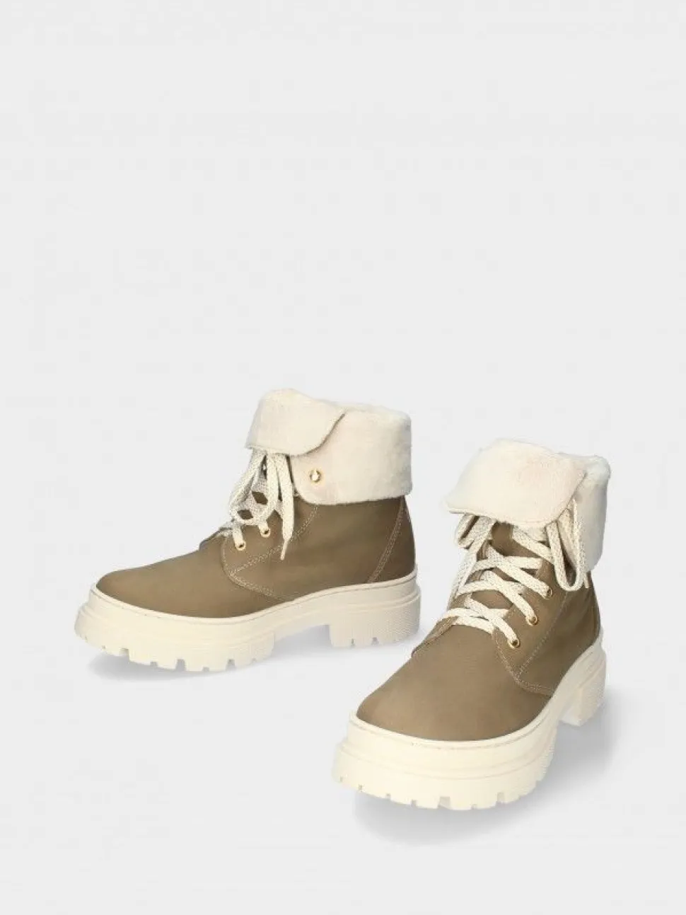 Bota Kaki Com Atacadores Nadia 01