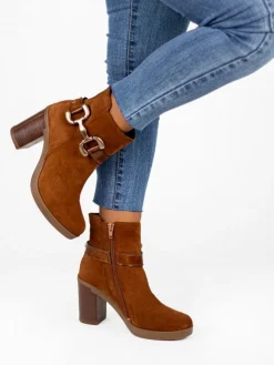 Botim Camel Salto Alto Carmen 03