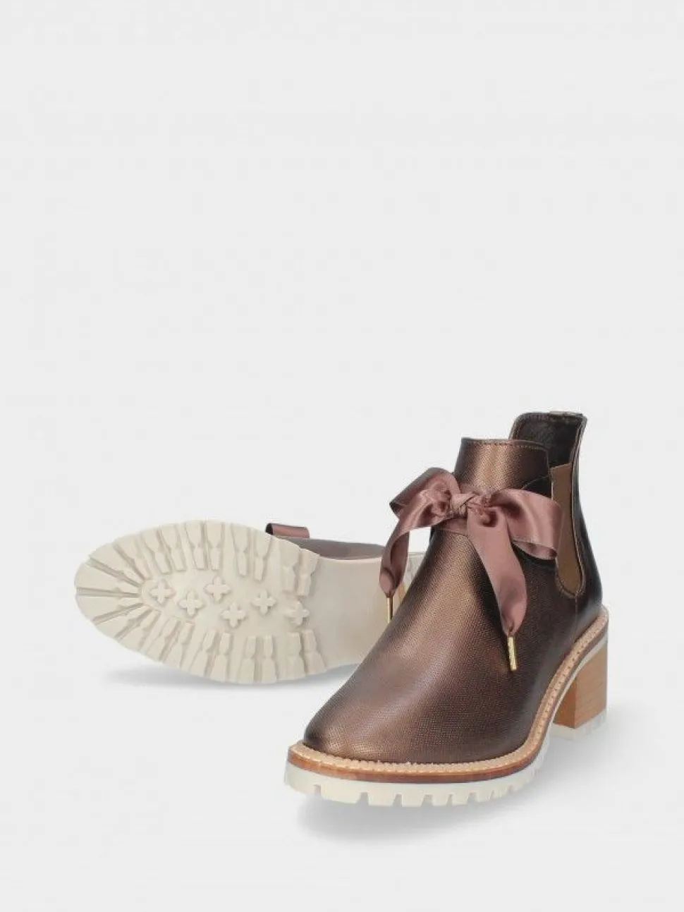 Botim Castanho De Salto Para Mulher Tania 14