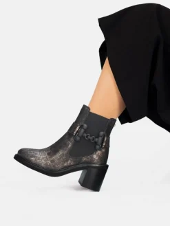 Botim Chelsea Castanho Sandra 01