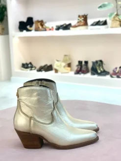 Botim Texano Dourado Salome 03