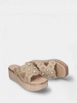 Chinelo Bege De Cunha Para Mulher Debora 06