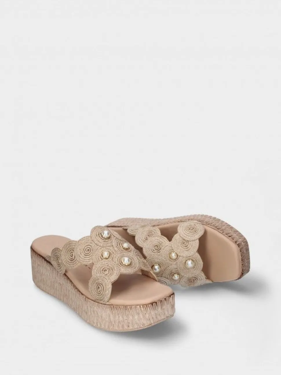 Chinelo Bege De Cunha Para Mulher Debora 06