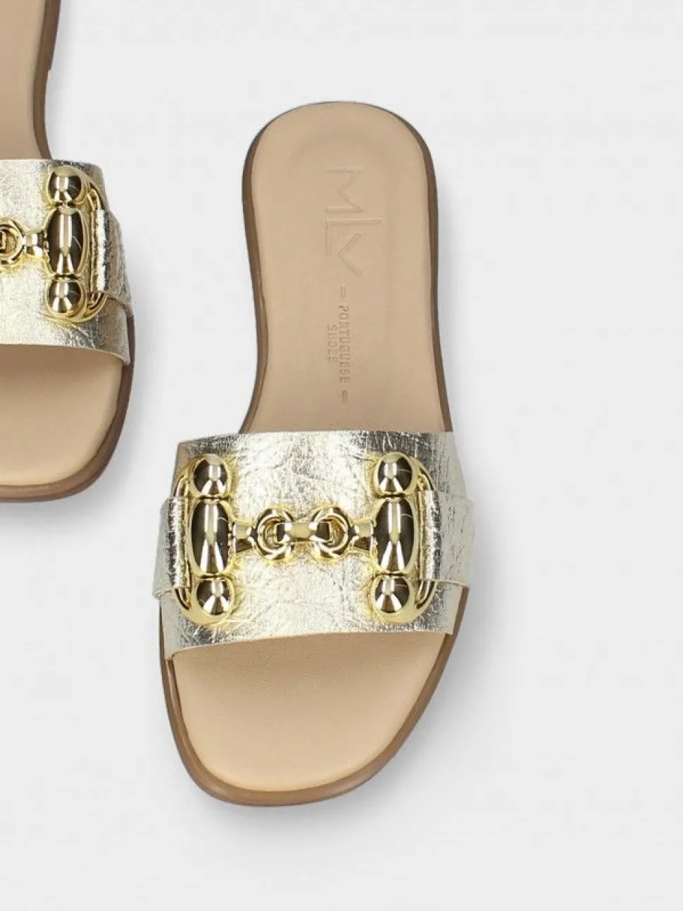 Chinelo Dourado Raso Para Mulher Luca 09