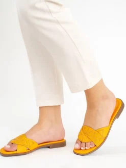 Chinelo Salto Raso Laranja Para Mulher Luca 05