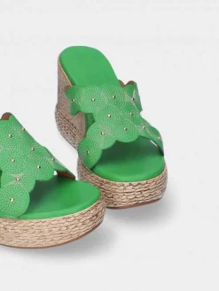 Chinelo Verde De Cunha Alta Para Mulher Paula 01