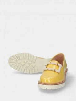 Mocassim Amarelo Para Senhora Raquel 12