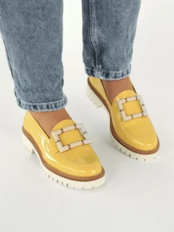 Mocassim Amarelo Para Senhora Raquel 12