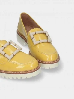 Mocassim Amarelo Para Senhora Raquel 12