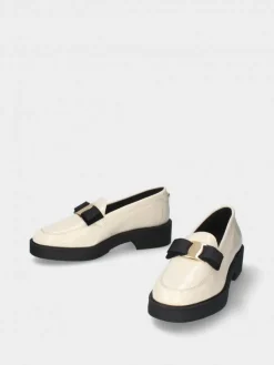 Mocassim Bege Com Plataforma Raquel 16