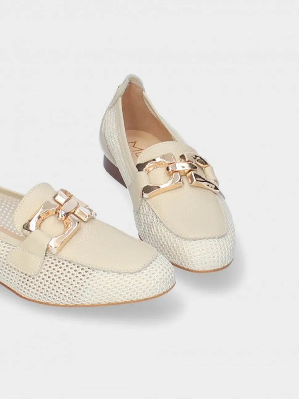 Mocassim Bege Para Mulher Dina 25