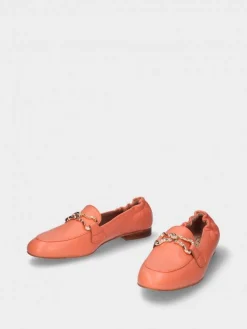 Mocassim Laranja Com Salto Raso Para Mulher Dina 27