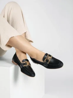 Mocassim Preto Para Mulher Dina 25