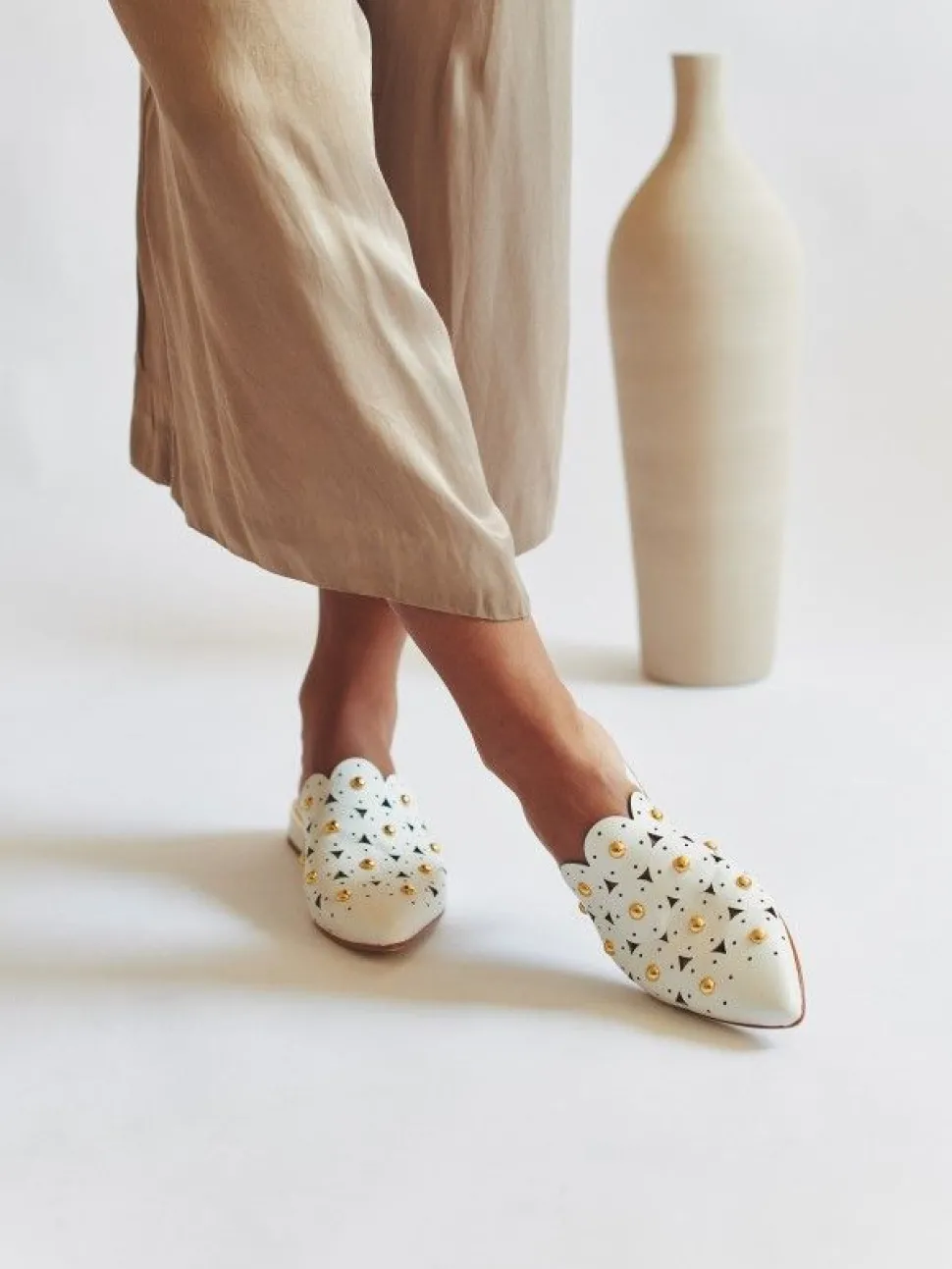 Mules Brancos Para Mulher Lea47