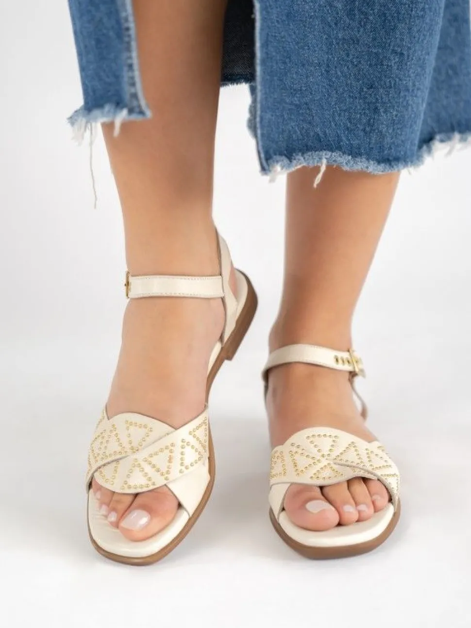 Sandalia Branco Salto Raso Luca 07