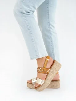 Sandalia Camel Com Cunha Para Mulher Debora 07