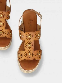 Sandalia Camel De Cunha Alta Para Mulher Paula 02