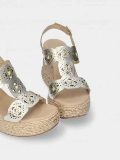 Sandalia Dourada De Cunha Alta Para Mulher Paula 02