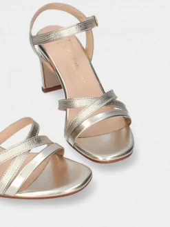 Sandalia Dourada Para Cerimonia Camila45