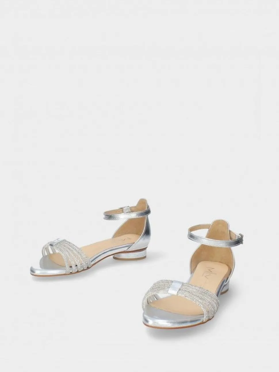 Sandalia Prata Salto Raso Para Mulher Cassia 05