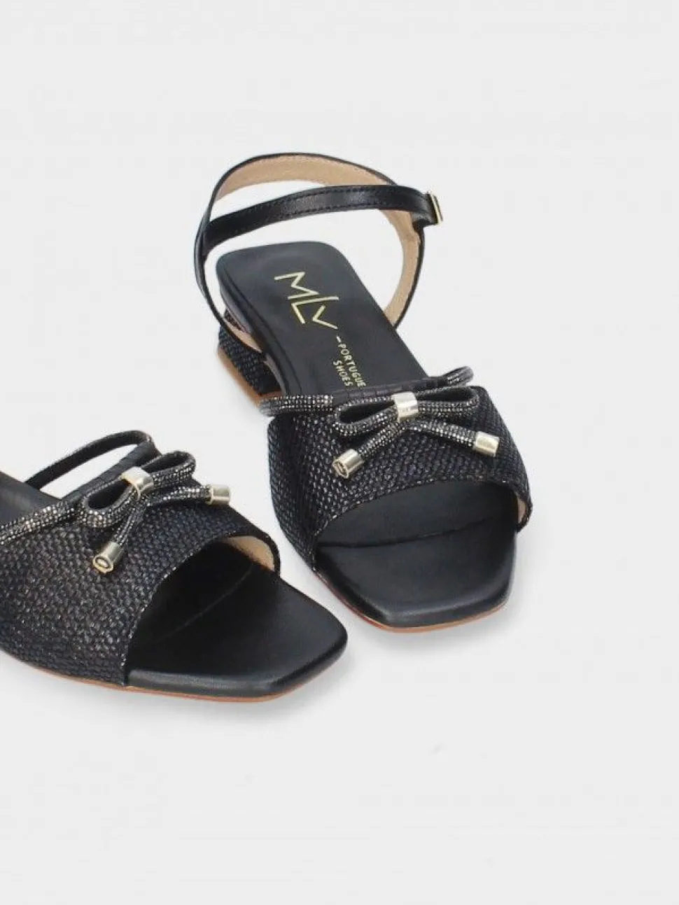 Sandalia Preta Salto Raso Carol 57