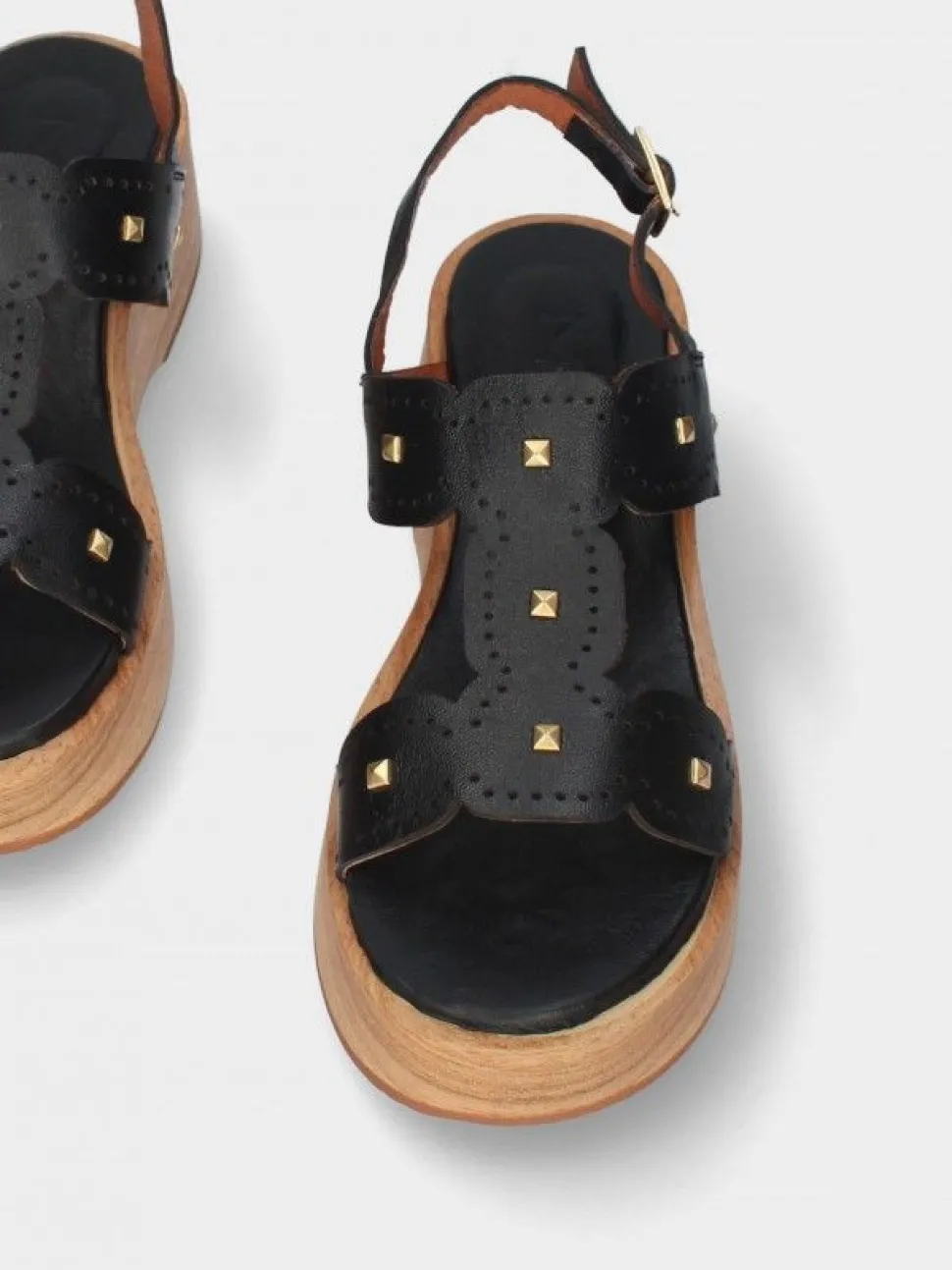 Sandalia Preto Com Cunha Baixa Lucia 02