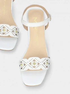 Sandalia Salto Medio Branca Margarida 05