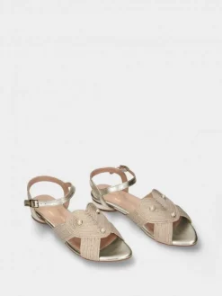 Sandalia Salto Raso Dourada Para Mulher Cassia 06