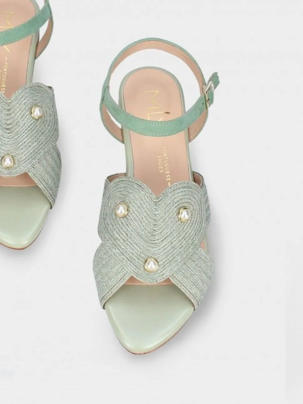 Sandalia Salto Raso Verde Para Mulher Cassia 06