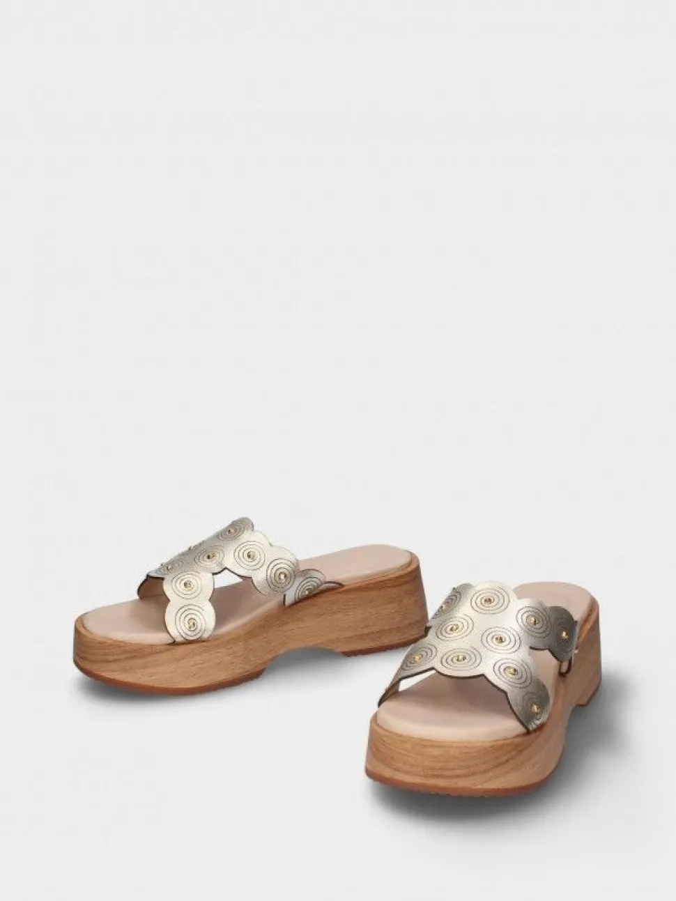 Sandáliasdourado Para Mulher Lucia 01