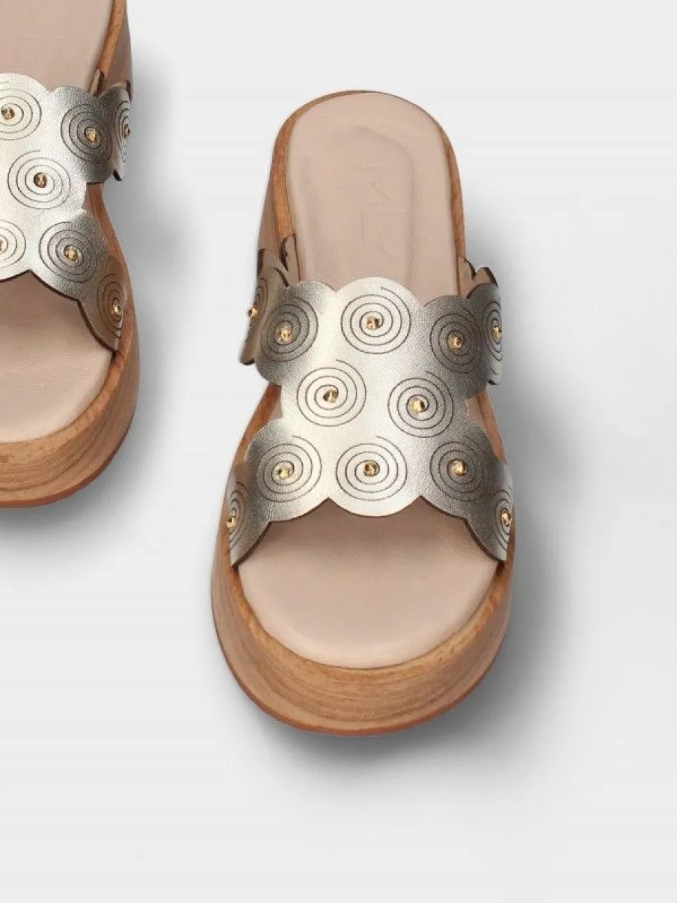 Sandáliasdourado Para Mulher Lucia 01