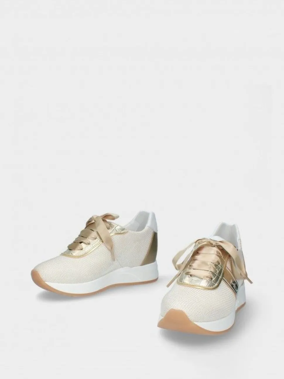 Sapatilha Branco Com Cunha Interior Para Senhora Alice 26