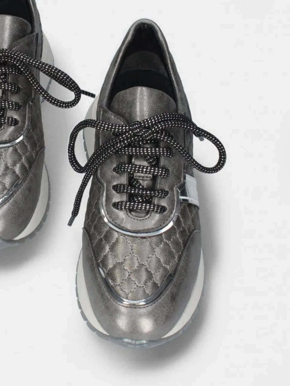 Sapatilha Cinzenta Bianca 07