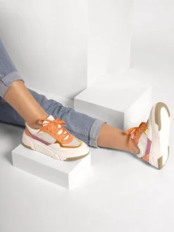 Sapatilha Laranja Com Cunha Para Mulher Benedita 01