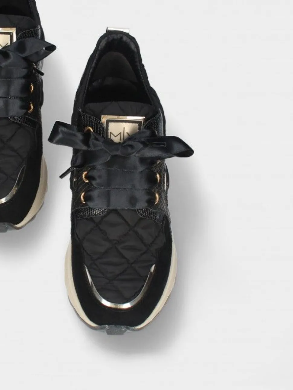 Sapatilha Preta Angela 24