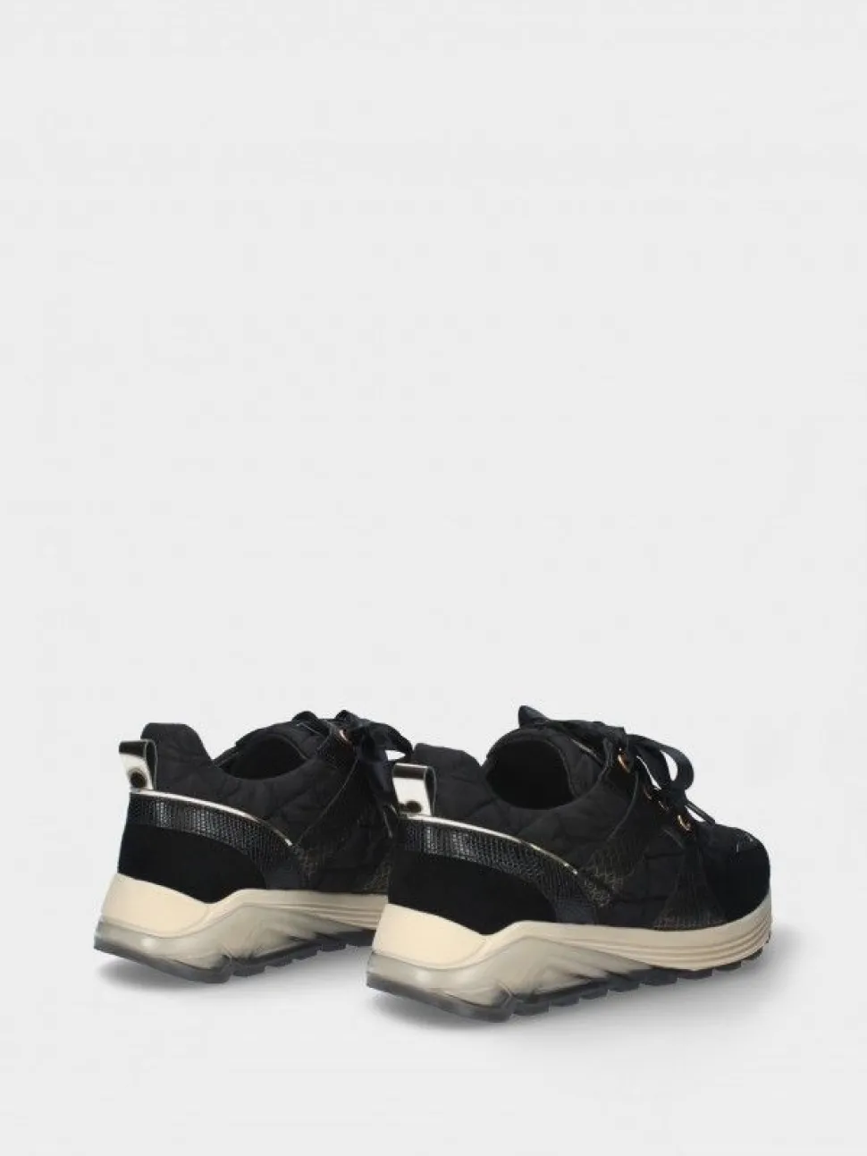 Sapatilha Preta Angela 24