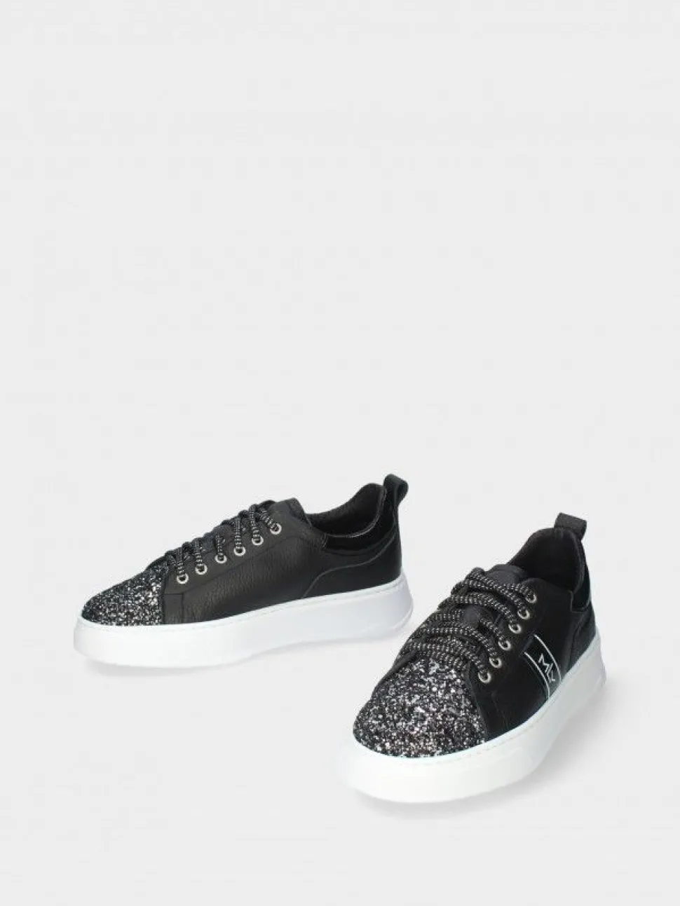 Sapatilha Preta Anita 01