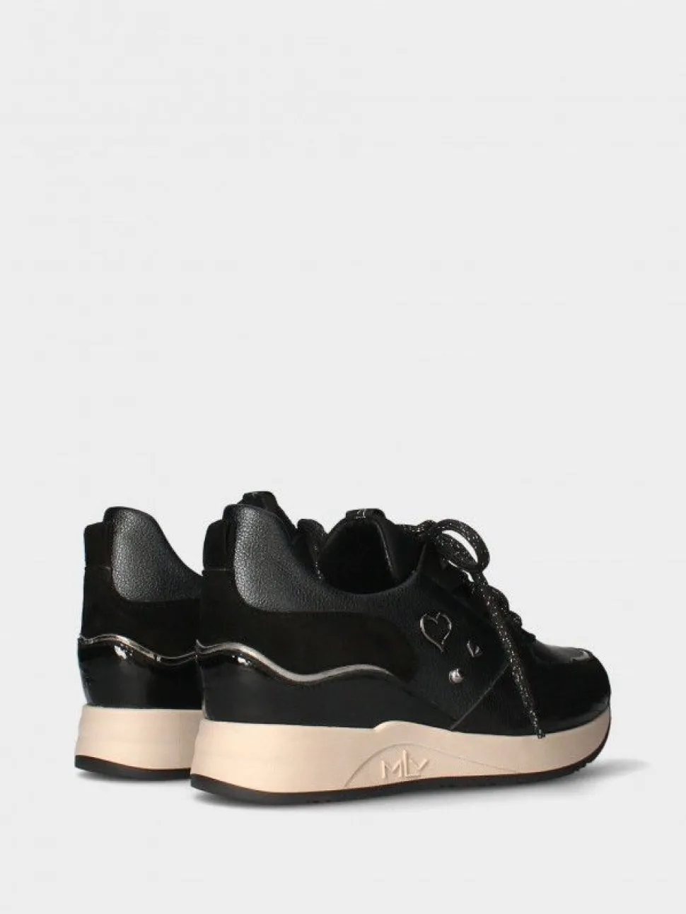 Sapatilha Preta Com Cunha Interior Para Mulher Alice 23