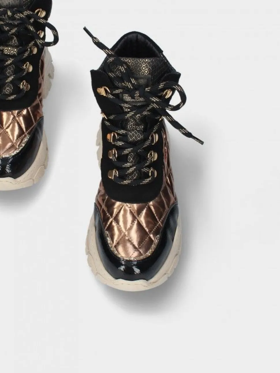 Sapatilha Preta High Top Stella 15