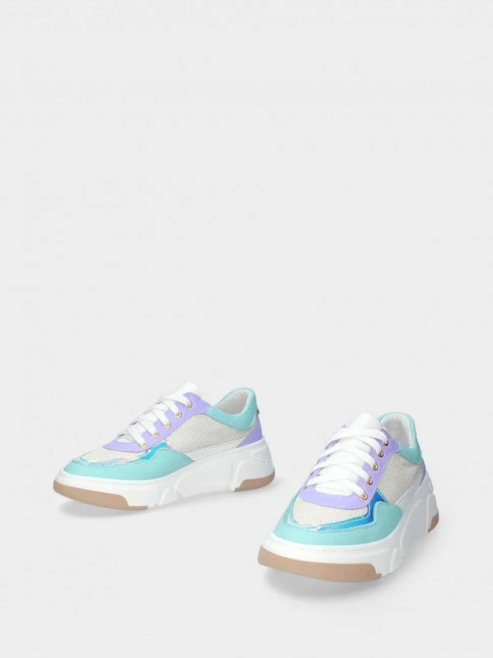 Sapatilha Turquesa Com Cunha Para Mulher Benedita 01