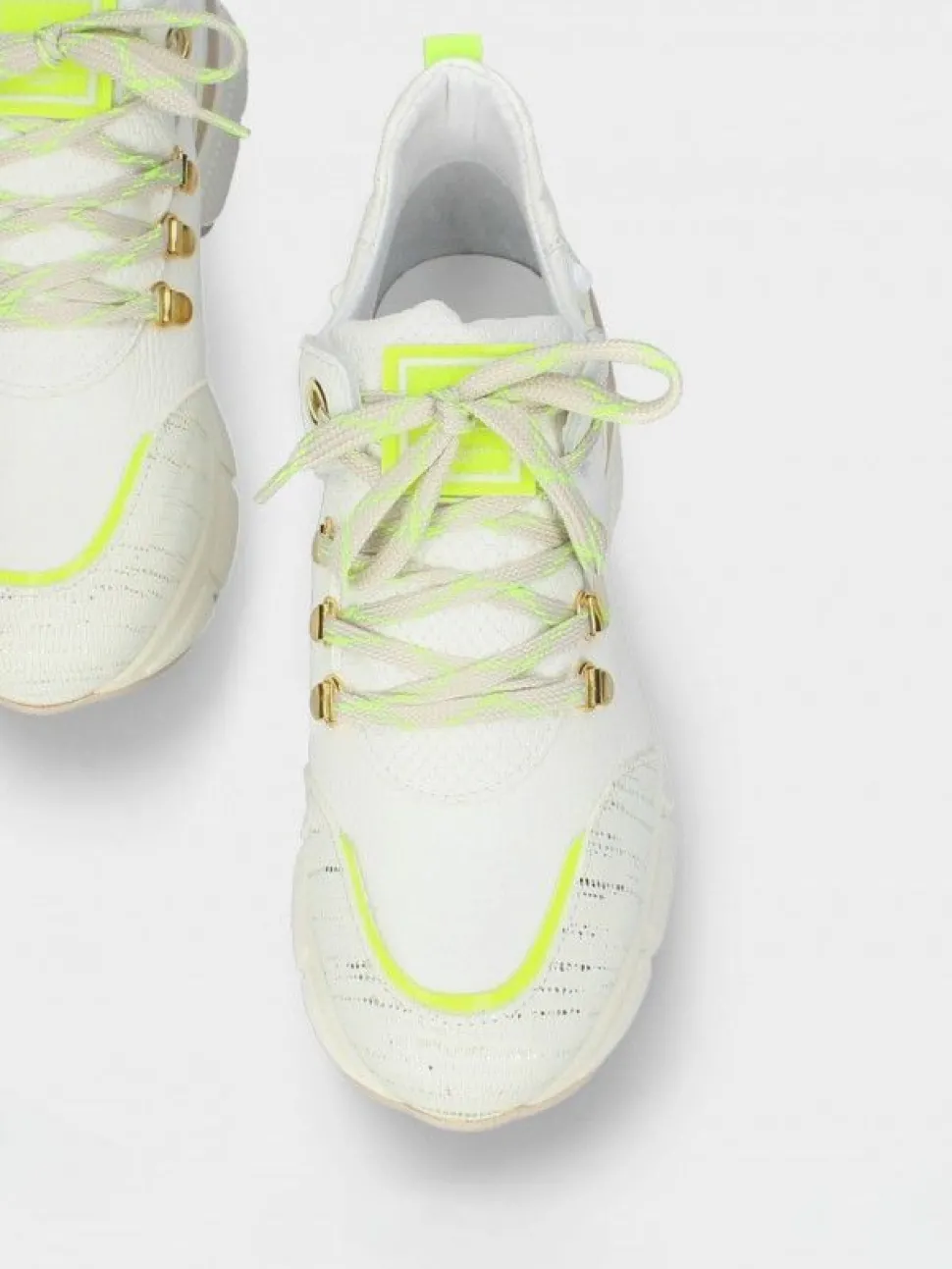 Sapatilhas Para Mulher Pele Branca Andreia 16