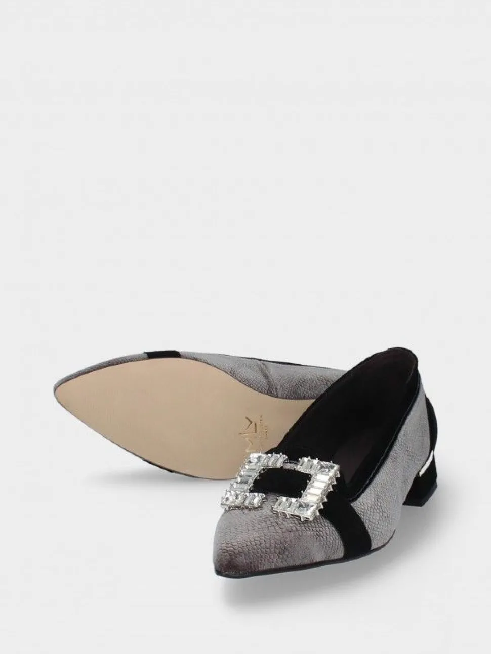 Sapato Cinzento Salto Baixo Lea 67