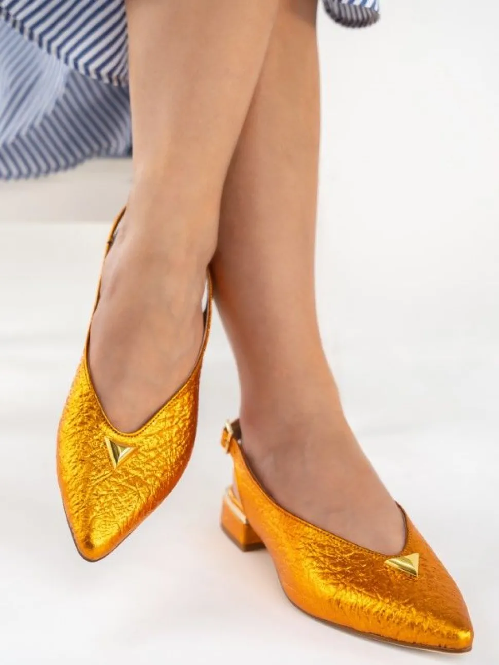 Sapato Salto Raso Laranja Lea 65