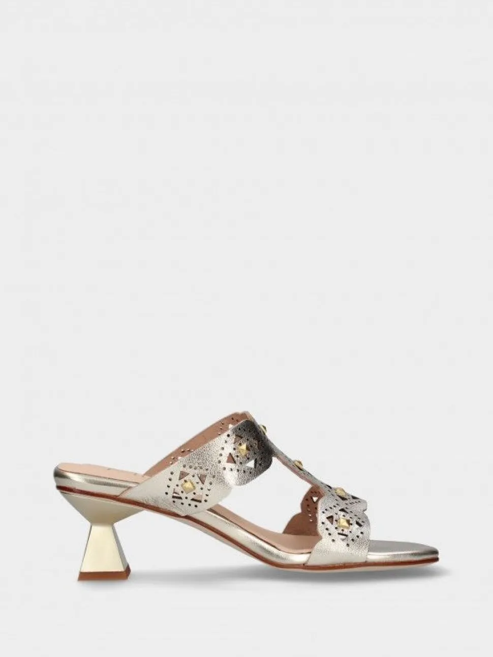 Soca Com Salto Dourada Margarida 04